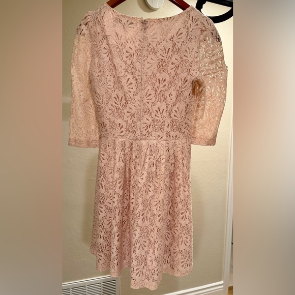 Forever 21 Soft Pink Lace Dress XS - Picture 2 of 4